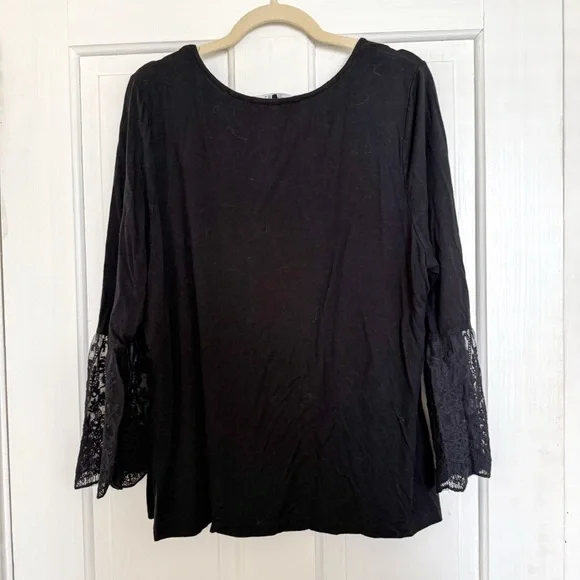 Lemon Tart Lace Bell Sleeve Blouse - Picture 6 of 6